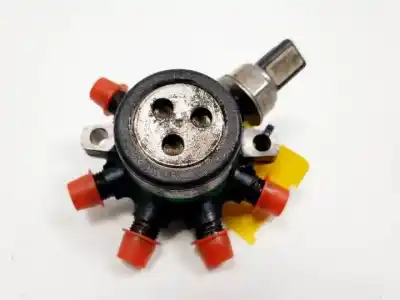 Автозапчасти б/у рампа инжектора за dacia logan express (x90) k9k792 ссылки oem iam 8200334367  