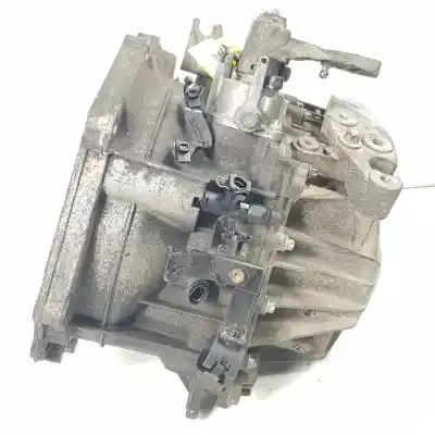Second-hand car spare part gearbox for opel astra h caravan z17dtr oem iam references 55561599 5 velocidades 