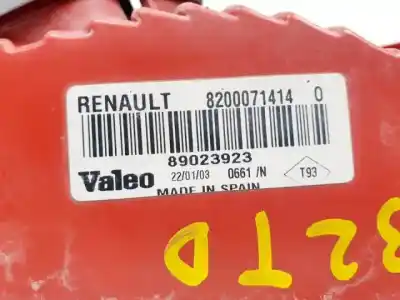 Автозапчастина б/у правий ліхтар для renault clio ii fase ii (b/cb0) k9k260 посилання на oem iam 8200071414  