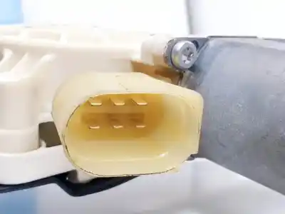 Second-hand car spare part passenger side right window regulator for bmw 5 (e60) 520 i oem iam references 6981142  