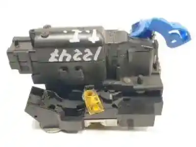 Peça sobressalente para automóvel em segunda mão fechadura da porta traseira esquerda por dacia duster k9k666 referências oem iam   
