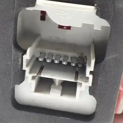 Pezzo di ricambio per auto di seconda mano luci posteriori destra per renault clio ii fase ii (b/cb0) k9k704 riferimenti oem iam 8200071414  