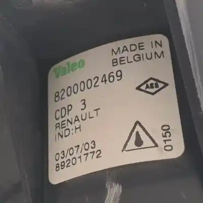 Автозапчасти б/у левая противотуманная фара за renault clio ii fase ii (b/cb0) g-d4f712 ссылки oem iam 8200002469  