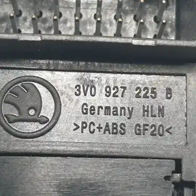 Автозапчасти б/у рычаг ручного тормоза за skoda superb (3v3) crlb ссылки oem iam 3v0927225b  