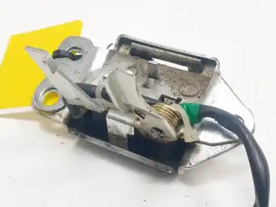 Автозапчастина б/у замок багажника / ворот для toyota yaris (ncp1/nlp1/scp1) 2szfe посилання на oem iam   