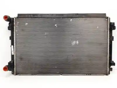 Автозапчастина б/у водяний радіатор для skoda superb (3v3) crlb посилання на oem iam 5q0121251gb  