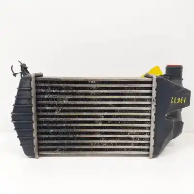 Pezzo di ricambio per auto di seconda mano intercooler per opel zafira b d-z19dt riferimenti oem iam 13213402  