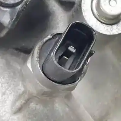 Pezzo di ricambio per auto di seconda mano riduttore per kia pro_cee´d (ed) d4fb riferimenti oem iam wbj6h  6 vel