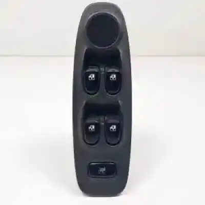 Pezzo di ricambio per auto di seconda mano interruttore alzacristalli anteriore sinistro per hyundai accent (lc) g4ea riferimenti oem iam 620w10270