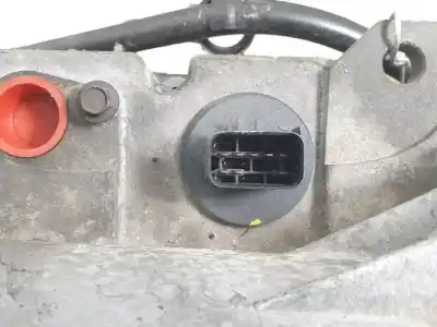 Pièce détachée automobile d'occasion boîte de vitesses pour jeep cherokee (kj) gk références oem iam 242j  52111022a