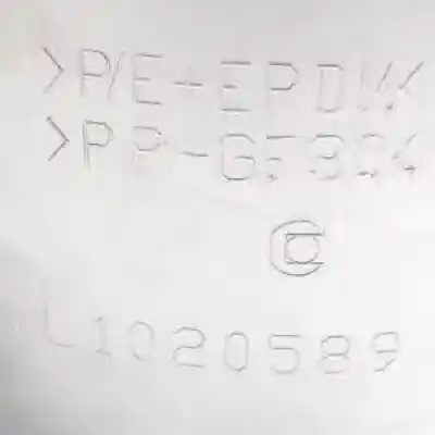 Second-hand car spare part outer fuel cap for renault grand modus d4f740 oem iam references 8200709008e  8200389403