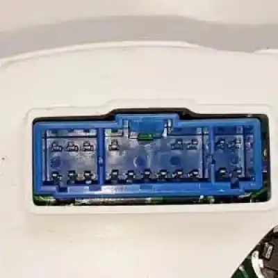 Second-hand car spare part dashboard for kia sorento (bl) d4cb oem iam references 20041230  940033e281