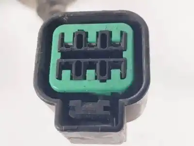 Second-hand car spare part fuse box unit for ssangyong tivoli 173910 oem iam references 8235035320  