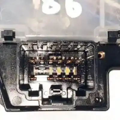 Pezzo di ricambio per auto di seconda mano comando pulito per ford focus cabrio (ca5) g6db riferimenti oem iam 4m5t17a553ad  