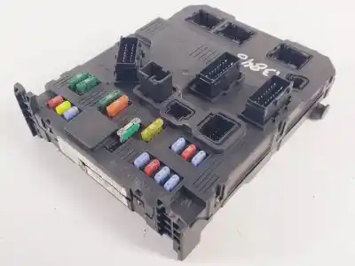 Pièce détachée automobile d'occasion BOÎTES À FUSIBLES pour CITROEN XSARA PICASSO  Références OEM IAM A2C53172124  