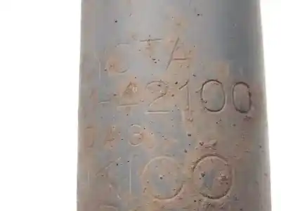 Автозапчасти б/у правый задний амортизатор за toyota rav 4 ii (_a2_) 2.0 d 4wd (cla20_, cla21_) ссылки oem iam 4853142100  