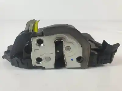 Peça sobressalente para automóvel em segunda mão fechadura da porta dianteira esquerda por toyota yaris (ksp9/scp9/nlp9) 2szfe referências oem iam   