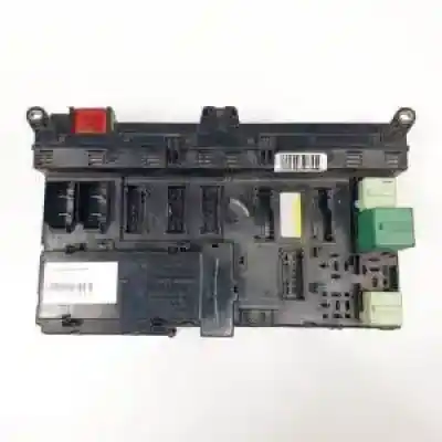 Second-hand car spare part fuse box unit for bmw x5 (e53) m57-306d1 oem iam references 8380409  