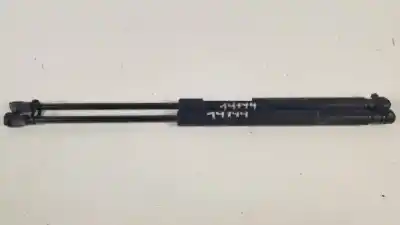 Pièce détachée automobile d'occasion vérin de hayon / coffre pour toyota yaris (ksp9/scp9/nlp9) 2szfe références oem iam 689600d010