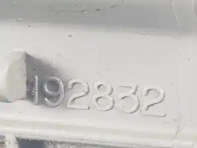 Peça sobressalente para automóvel em segunda mão botão / interruptor elevador vidro dianteiro esquerdo por toyota yaris (ksp9/scp9/nlp9) 2szfe referências oem iam 192832  