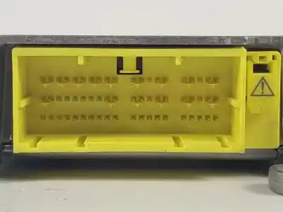 Pièce détachée automobile d'occasion boitier de commande d'airbag pour toyota yaris (ksp9/scp9/nlp9) 2szfe références oem iam 212986103  