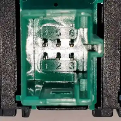 Second-hand car spare part switch for citroen berlingo (k9) yh01 oem iam references   