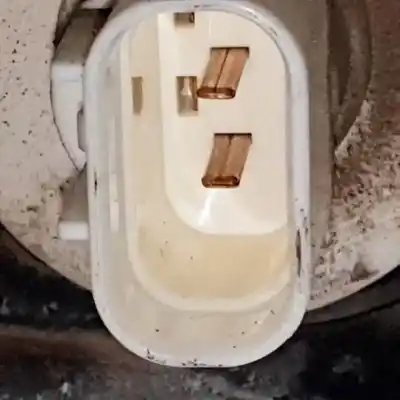 Second-hand car spare part left headlight for kia sorento (bl) d4cb oem iam references   