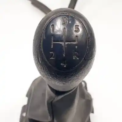 Second-hand car spare part gear lever for dacia dokker k9kc6 oem iam references 9615931d  9615809
