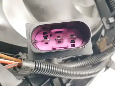 Recambio de automóvil de segunda mano de electroventilador para volkswagen golf iv berlina (1j1) conceptline referencias oem iam 1j0121207m  1j0121205b