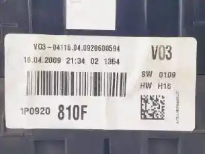 Peça sobressalente para automóvel em segunda mão quadrante por seat leon (1p1) d-bls referências oem iam 1p0920810f  a2c53029632