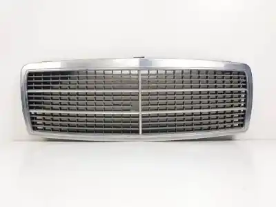 Peça sobressalente para automóvel em segunda mão GRELHA FRONTAL por MERCEDES-BENZ CLASE C (W202) BERLINA  Referências OEM IAM 2028880023  