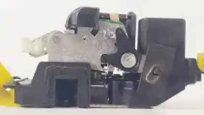 Second-hand car spare part rear left door lock for kia sorento (bl) d4cb oem iam references a045777  