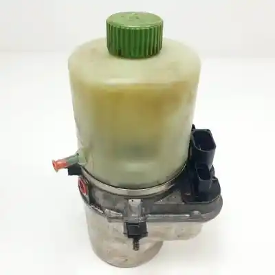 Автозапчасти б/у насос гидроусилителя за skoda fabia (6y2/6y3) bmd ссылки oem iam 6r0423371  