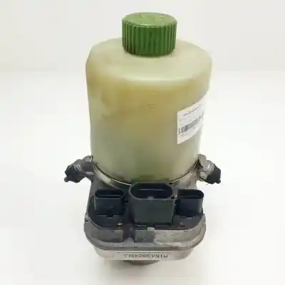 Автозапчасти б/у насос гидроусилителя за skoda fabia (6y2/6y3) bmd ссылки oem iam 6r0423371  