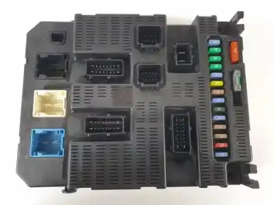 Peça sobressalente para automóvel em segunda mão caixa de fusíveis e relés por citroen c2 (jm_) 1.6 referências oem iam 9664156780