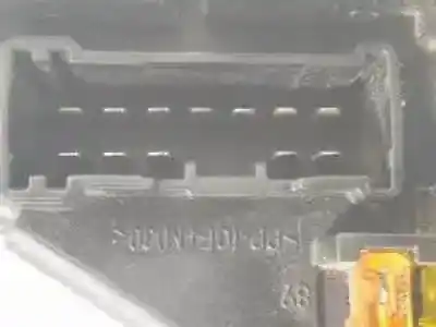 Second-hand car spare part fuse box unit for bmw 5 (e60) 520 i oem iam references 690661805  690661901