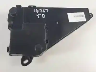 Second-hand car spare part fuse box unit for bmw 5 (e60) 520 i oem iam references 690661805  690661901