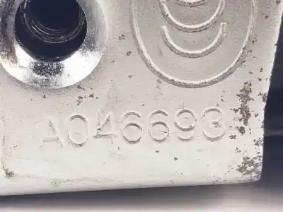 Автозапчастина б/у замок заднього правого дверя для toyota auris (_e15_) 2.0 d-4d (ade150_) посилання на oem iam a046693  