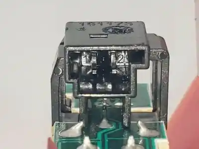 Second-hand car spare part central brake light for bmw serie 1 berlina (e81/e87) m47d20. n47d20a oem iam references 2da00895700  63256924673