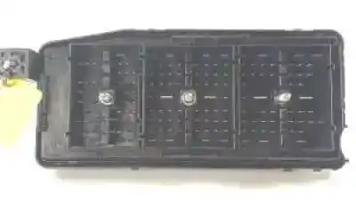 Second-hand car spare part fuse box unit for chevrolet captiva z22d1 oem iam references 95202895  