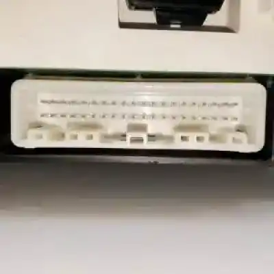 Peça sobressalente para automóvel em segunda mão quadrante por toyota corolla (e12) 1cdftv referências oem iam 8380002c60  