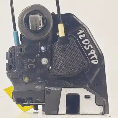 Автозапчастина б/у замок заднього правого дверя для toyota rav 4 (a3) 2adfhv посилання на oem iam a046693  