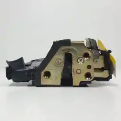 Peça sobressalente para automóvel em segunda mão fechadura da porta dianteira direita por toyota corolla (e12) 1cdftv referências oem iam   