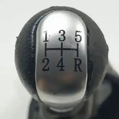 Pièce détachée automobile d'occasion levier pour toyota corolla (e12) 1cdftv références oem iam   