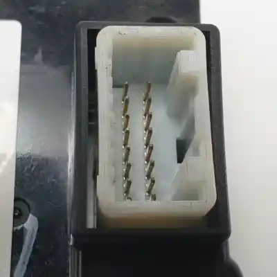 Pezzo di ricambio per auto di seconda mano impianto audio / radio cd per infiniti q30 651930 riferimenti oem iam 5da1a21e0600  