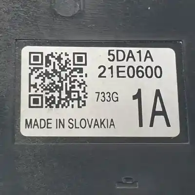 Pezzo di ricambio per auto di seconda mano impianto audio / radio cd per infiniti q30 651930 riferimenti oem iam 5da1a21e0600  