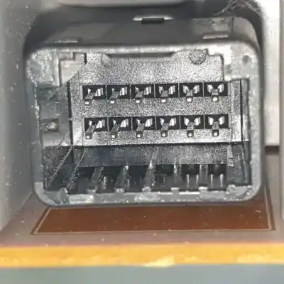 Piesă de schimb auto la mâna a doua lumina interioara pentru toyota rav 4 (a3) 1azfe referințe oem iam 8126042010  