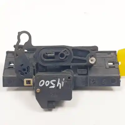 Pièce détachée automobile d'occasion poignée extérieure de coffre / hayon pour peugeot 206 berlina xr références oem iam n0500055  