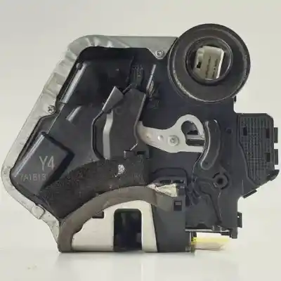 Second-hand car spare part rear left door lock for toyota rav 4 (a3) 1azfe oem iam references   