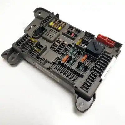 Peça sobressalente para automóvel em segunda mão caixa de fusíveis e relés por bmw x5 (e70) n57d30a referências oem iam 518954021a